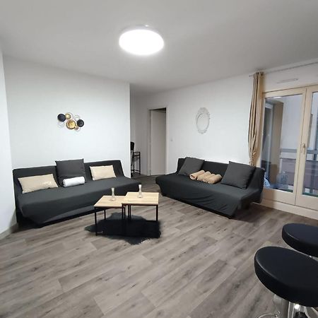 Douillet-Kanamappart-Euroairport Apartment แซ็ง-ลุยส์ ภายนอก รูปภาพ