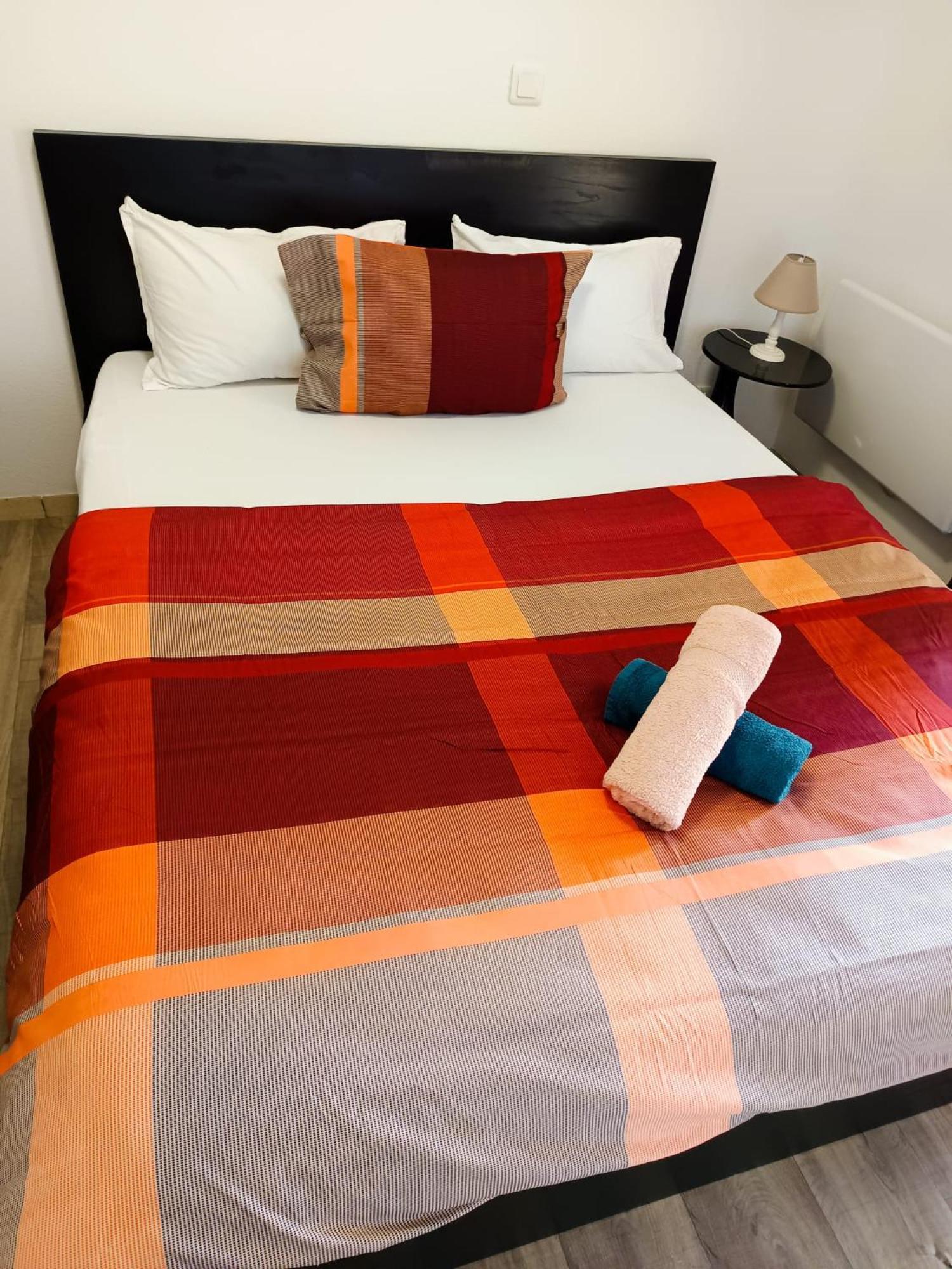 Douillet-Kanamappart-Euroairport Apartment แซ็ง-ลุยส์ ภายนอก รูปภาพ